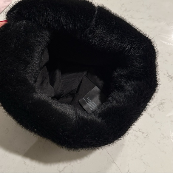 Mango fur hat - Picture 3 of 3